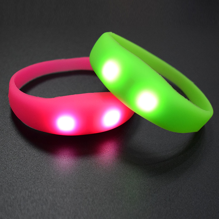 Silicone LED flashing bracelet